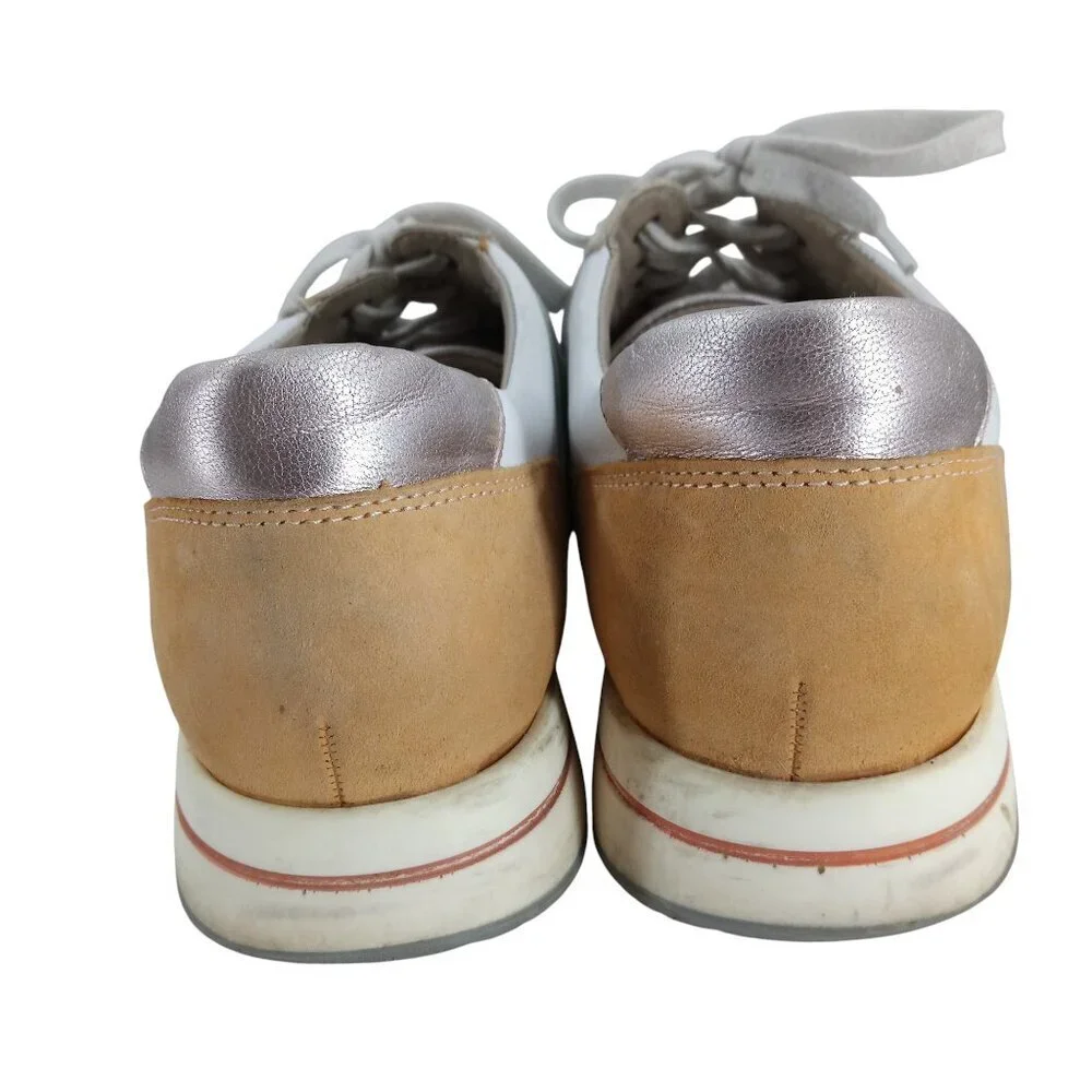 Mephisto Lora Low Top Comfort Sneakers Size 7.5 Leather Suede Ceramic White